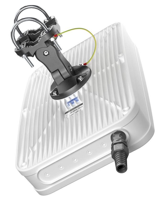 Antenne 5G QuMax Omni Pour TRB500-4X - Bande 71, Modèle W128106992